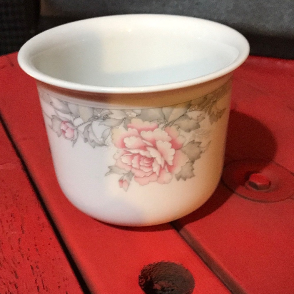 💗Vintage Cache Pot💗